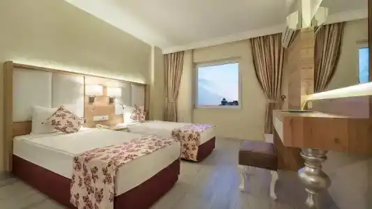 Royal Garden Beach - 79