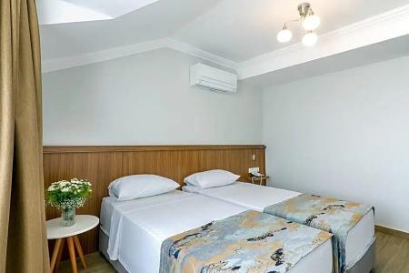 Comfort Suites - 25