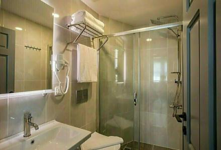 Comfort Suites - 36
