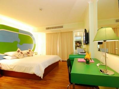 Hip Bangkok - 173