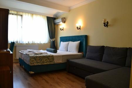Riverland Suites & Apart - 216