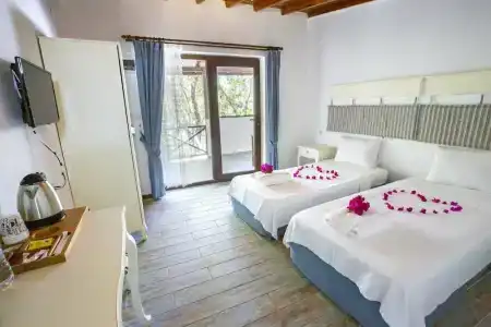 Lagoon Boutique - 51