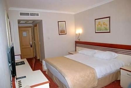 Akar International - 56