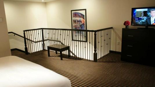 Holiday Inn Express & Suites HOLLYWOOD WALK OF FAME by IHG - 32