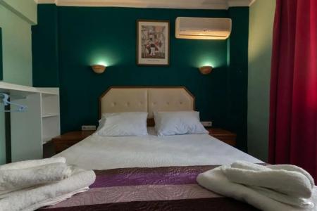 Rebetika & Bistro - 97