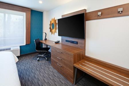 Holiday Inn Express & Suites HOLLYWOOD WALK OF FAME by IHG - 264