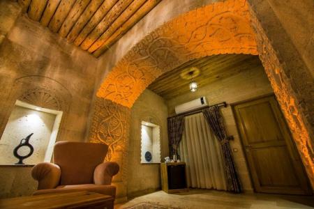 Caldera Cave & Restaurant - 363
