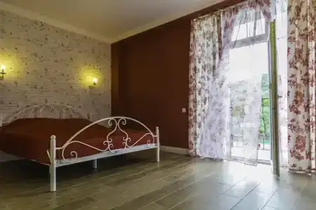 Lya Zhara - 79