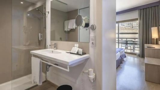 Be Live Adults Only Marivent - 43