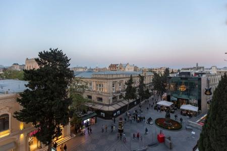 Center Baku - 80