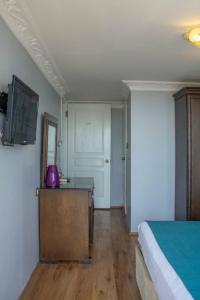 Tulip House - 97