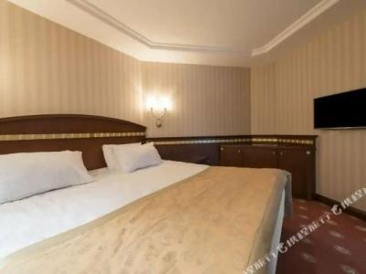 Akar International - 23