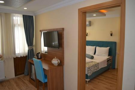 Riverland Suites & Apart - 299
