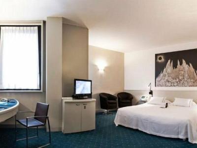 Sure by Best Western Milano - 68