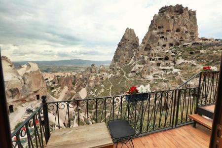 Caldera Cave & Restaurant - 116