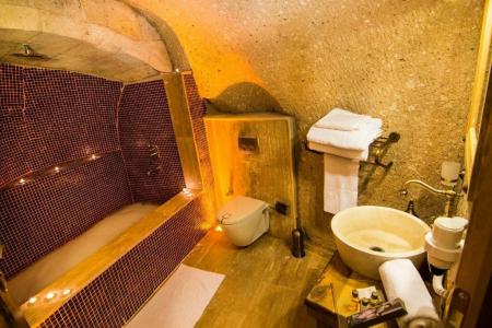 Caldera Cave & Restaurant - 467