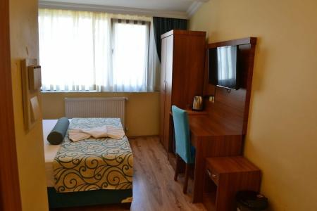 Riverland Suites & Apart - 319