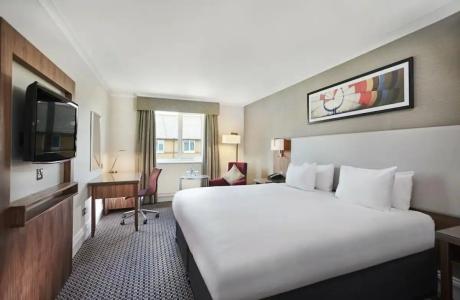 DoubleTree by Hilton Bristol North - 107