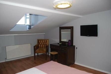 Tulip House - 67