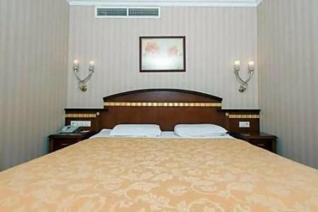 Akar International - 18