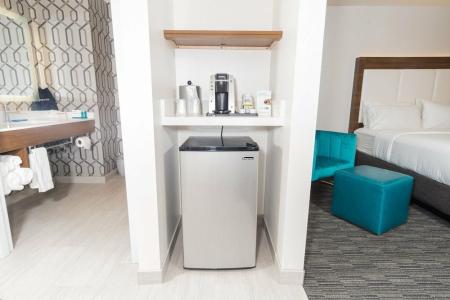 Holiday Inn Express & Suites HOLLYWOOD WALK OF FAME by IHG - 272