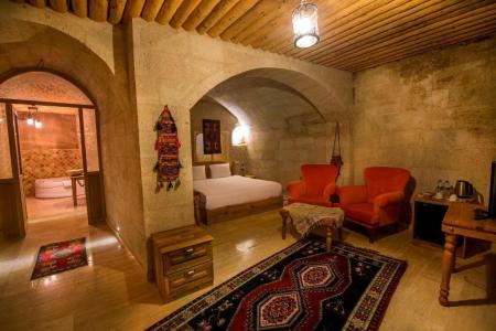 Caldera Cave & Restaurant - 74