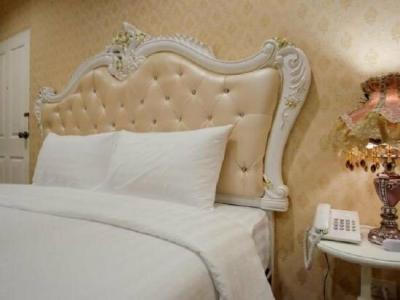 The O-Zone Airport Inn - 147
