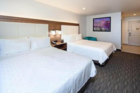 Holiday Inn Express & Suites HOLLYWOOD WALK OF FAME by IHG - 90