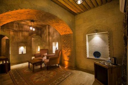 Caldera Cave & Restaurant - 354