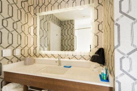 Holiday Inn Express & Suites HOLLYWOOD WALK OF FAME by IHG - 224
