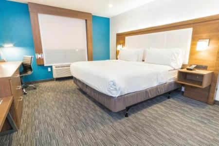 Holiday Inn Express & Suites HOLLYWOOD WALK OF FAME by IHG - 75