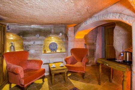 Caldera Cave & Restaurant - 127