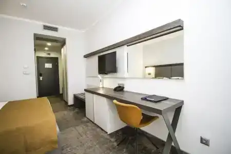 Best Western PLUS Premium Inn - 114