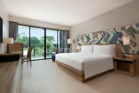 Le Méridien Phuket Mai Khao Beach Resort - 47