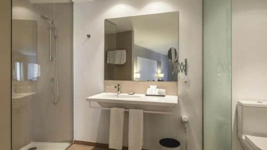 Be Live Adults Only Marivent - 58