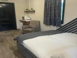 Two person Room с 1 кроватью or 2 отдельными beds, вид на горы