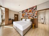 Two person Room с 1 кроватью or 2 отдельными beds и собственной ванной комнатой