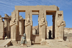 Luxor Luxor