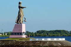 Statue of Mother Volga in Rybinsk