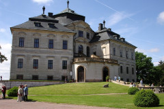 Karlova Koruna Chateau